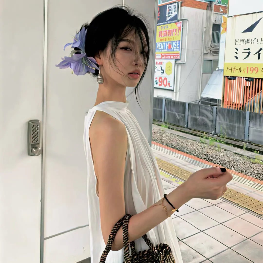 彩鸾春色
